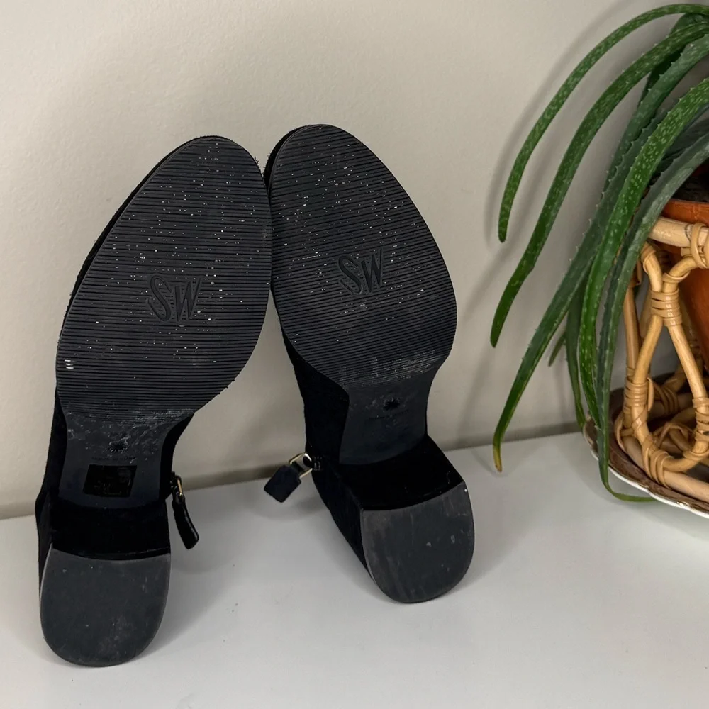 Stuart Weitzman Black Suede Ankle Boots Gold Hardware Block Heel 7.5 - Picture 7 of 13